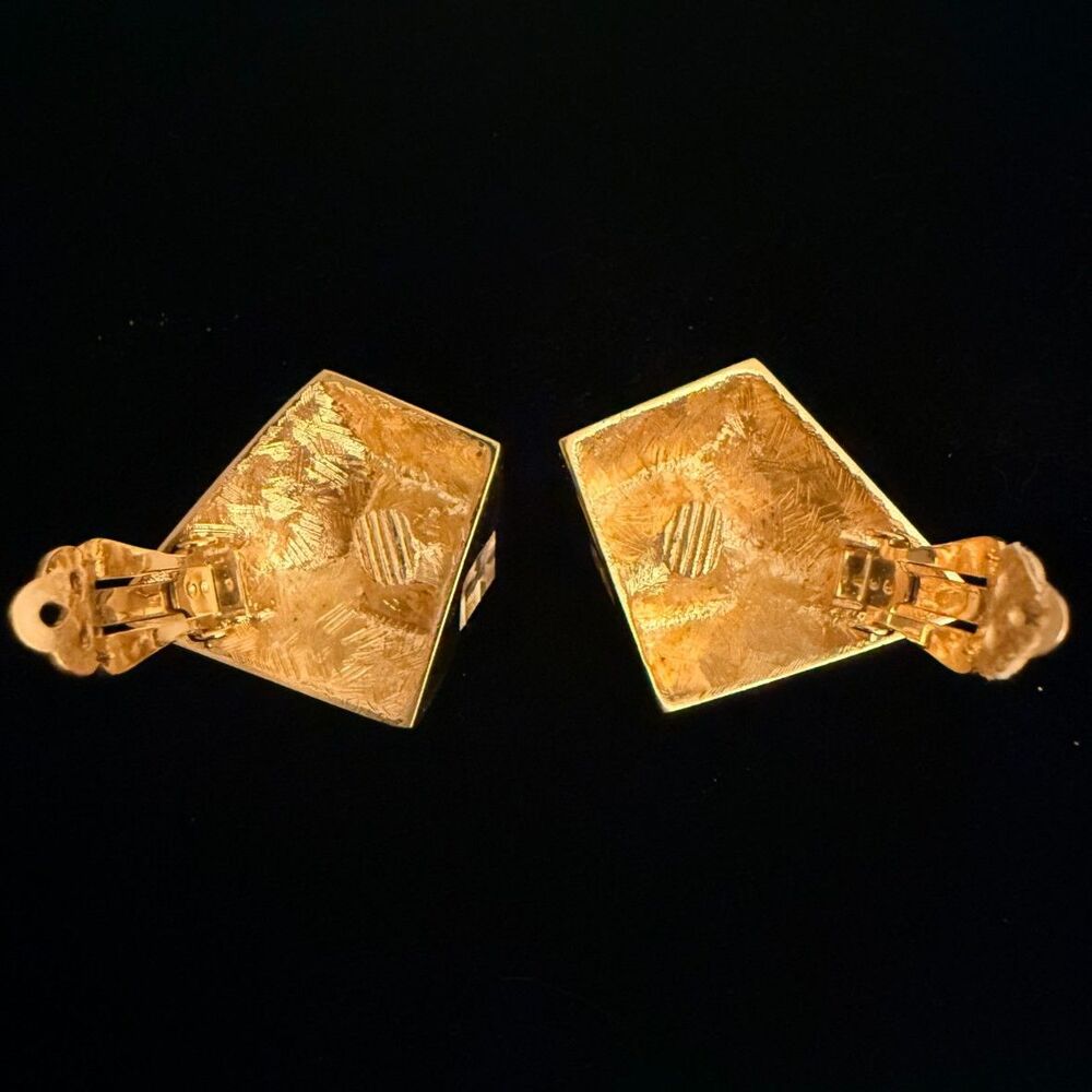 Givenchy Vintage Couture Crystal Pyramid Clip-on Earrings - Picture 7 of 11